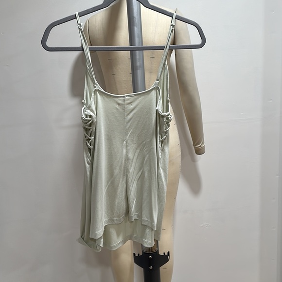 Green tank - Picture 4 of 6